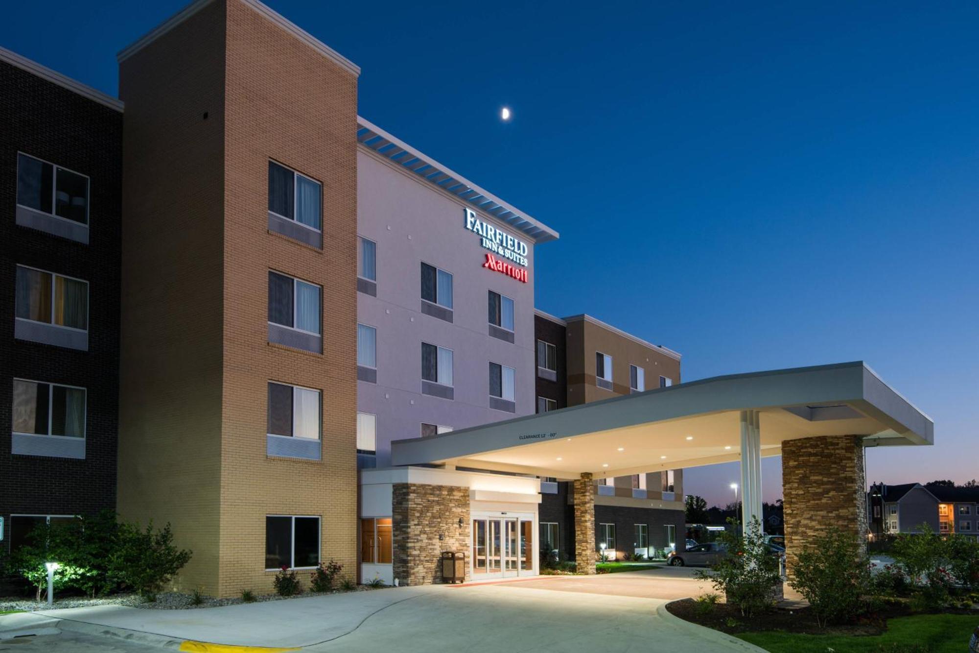 Fairfield Inn & Suites By Marriott Fort Wayne Southwest Ellison Bagian luar foto